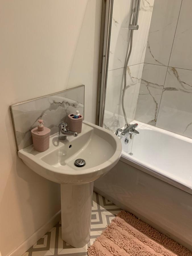 City Blessed Apartment 4 With Free Parking North Shields Eksteriør bilde